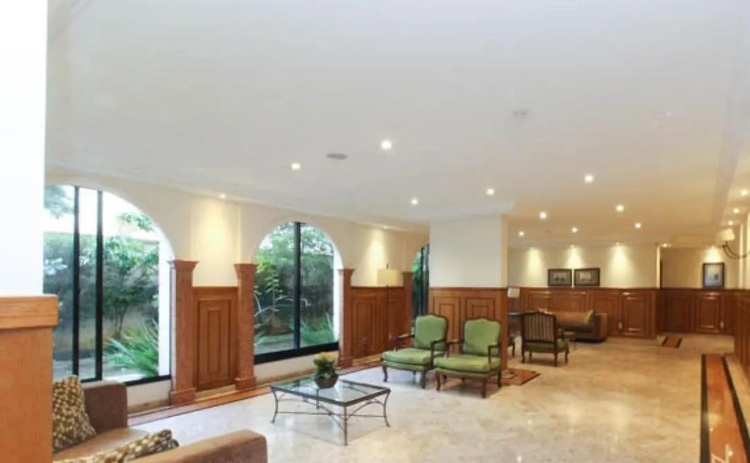 Apartamento Com Sacada Perto Shopping Ibirapuera Sao Paulo