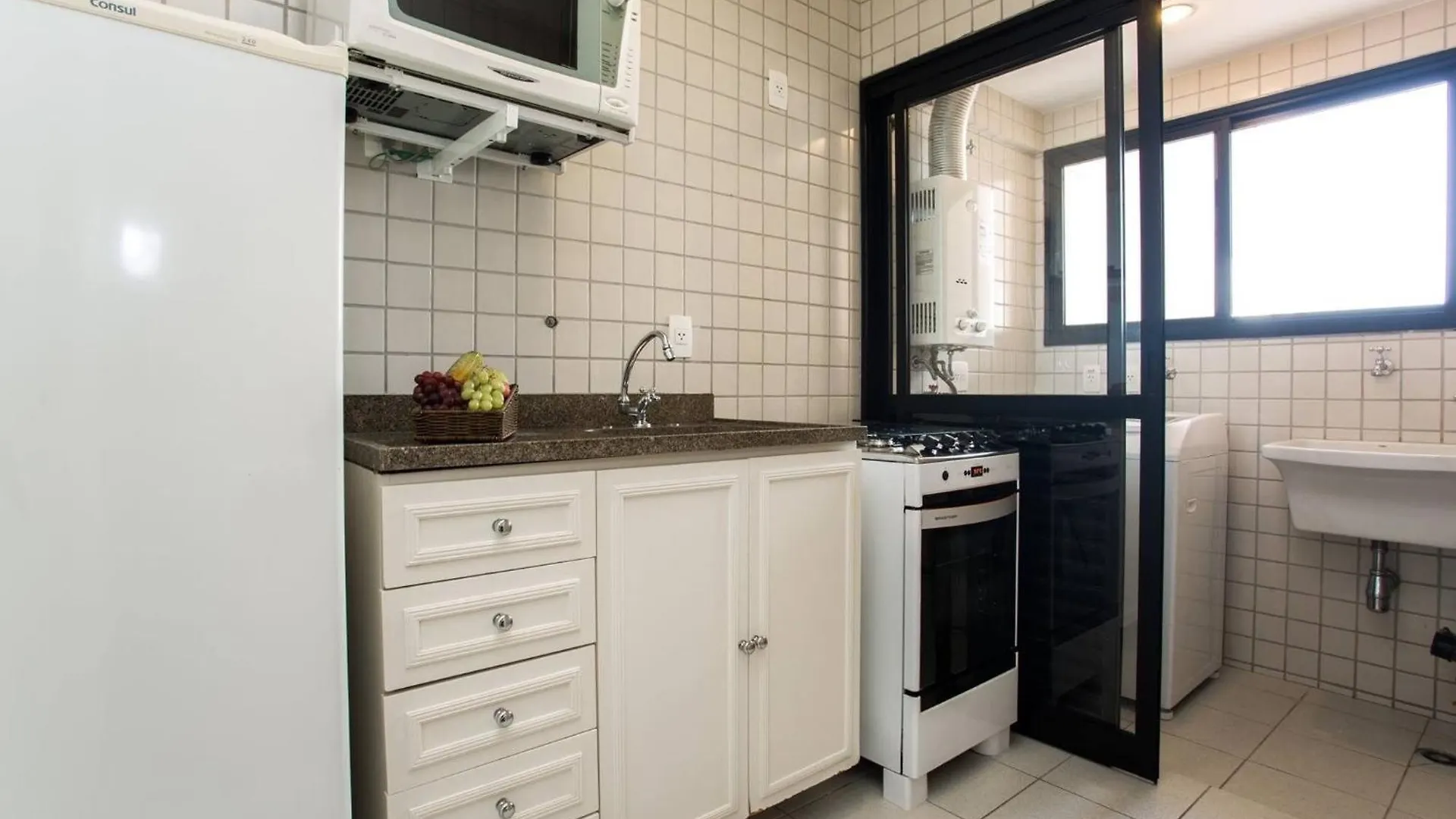Apartamento Com Sacada Perto Shopping Ibirapuera Sao Paulo